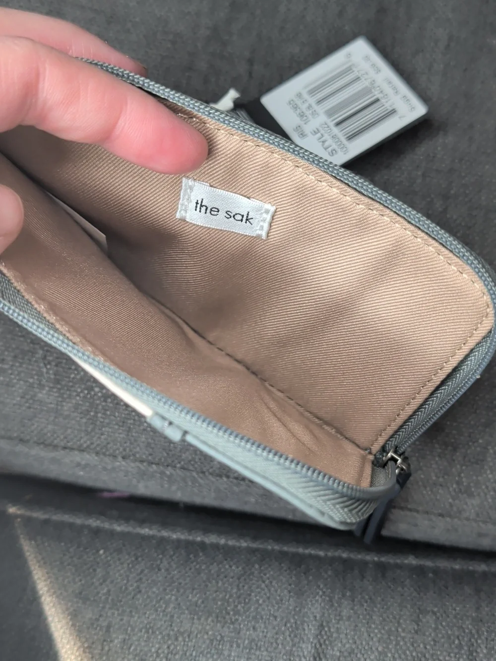 New With Tags the Sak Iris Card Wallet - Picture 3 of 4